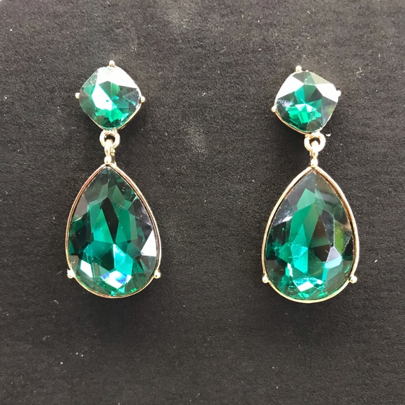 🆕 Anna & Ava Emerald Colored Tear Drop Earring - Picture 1 of 5